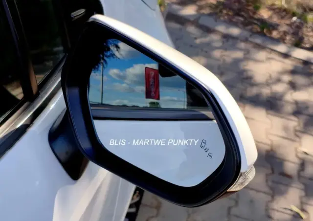 TOYOTA Corolla 1.8 Hybrid Team Deutschland