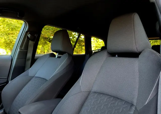 TOYOTA Corolla 1.8 Hybrid Team Deutschland