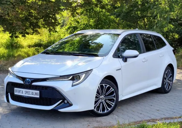 TOYOTA Corolla 1.8 Hybrid Team Deutschland