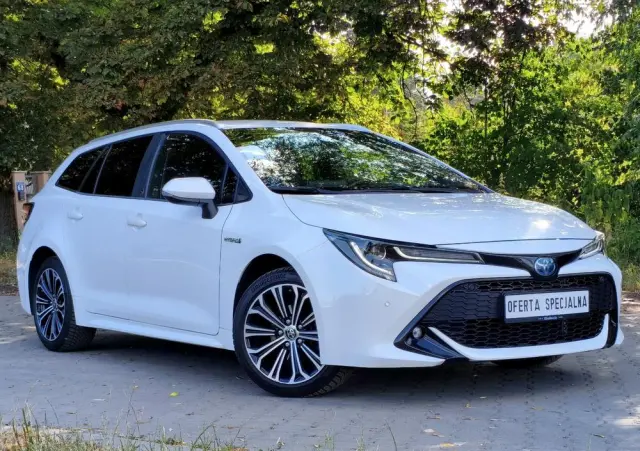 TOYOTA Corolla 1.8 Hybrid Team Deutschland