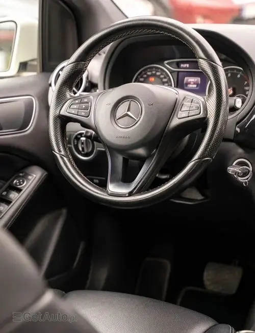 MERCEDES-BENZ Klasa B 