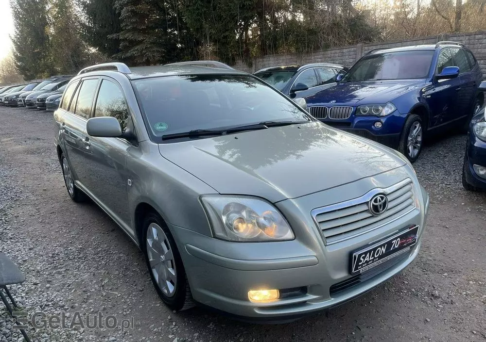 TOYOTA Avensis 