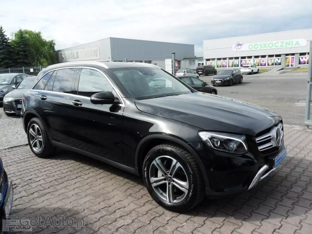 MERCEDES-BENZ GLC 