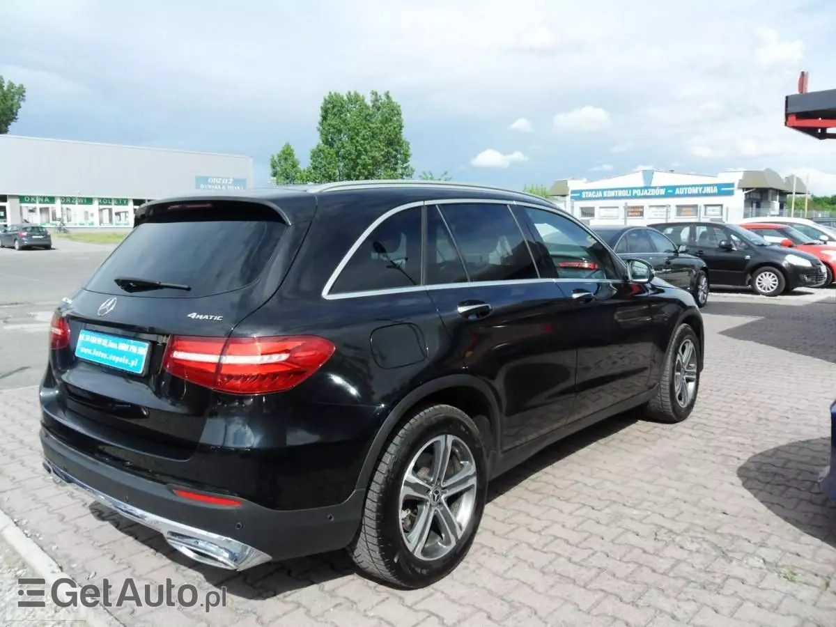 MERCEDES-BENZ GLC 