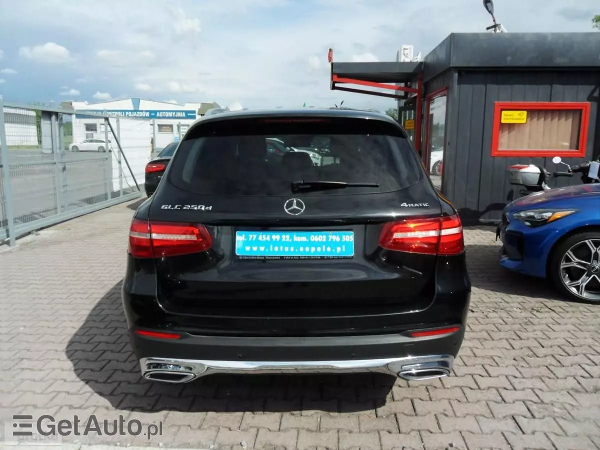 MERCEDES-BENZ GLC 