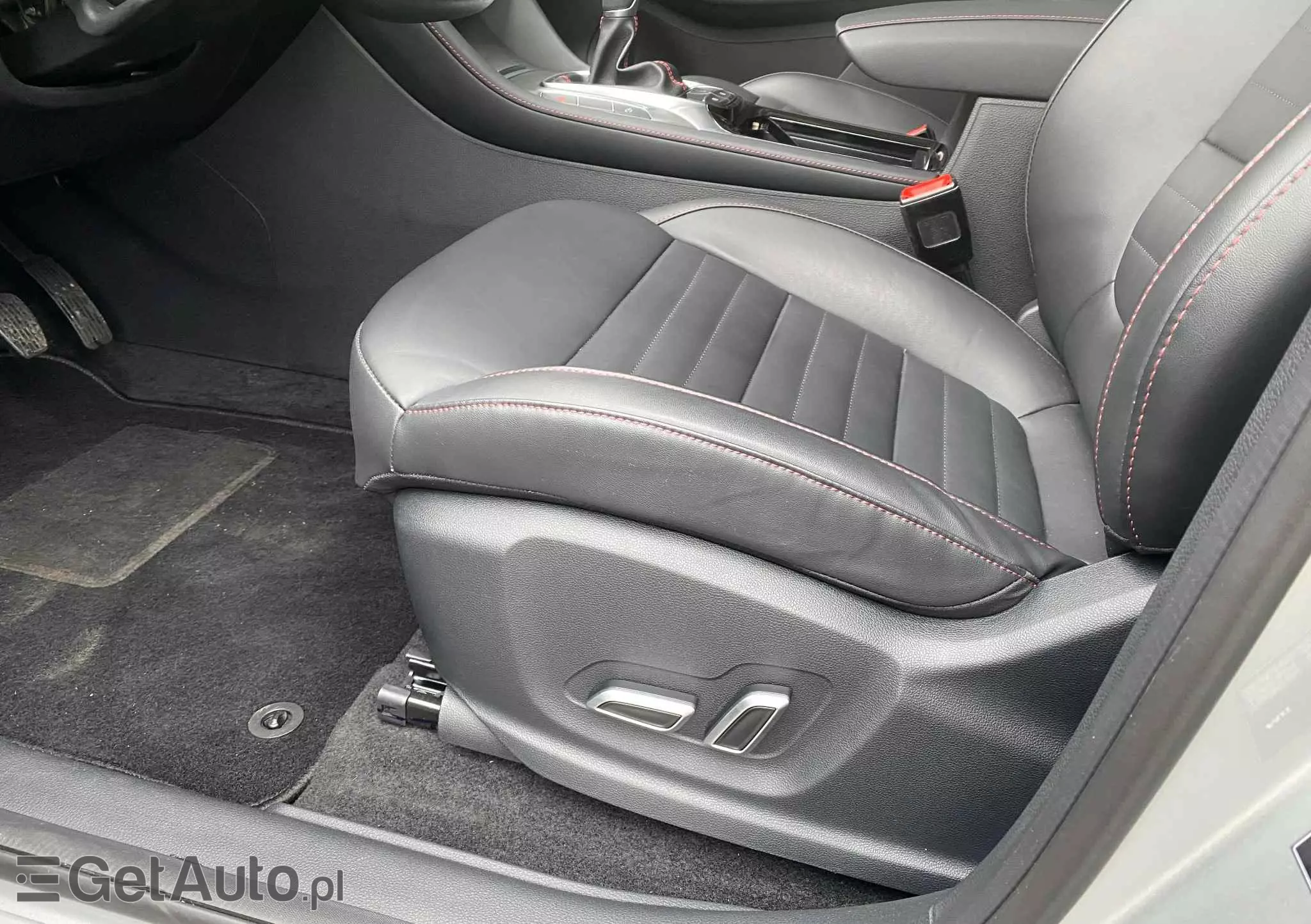 MG HS 1.5T-GDI Luxury