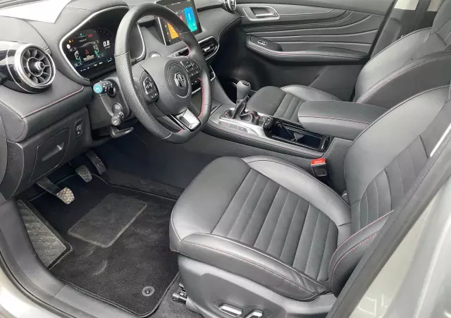 MG HS 1.5T-GDI Luxury