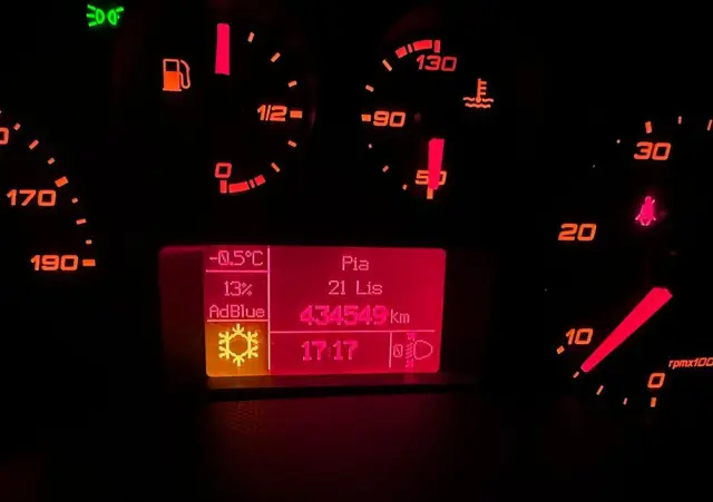 IVECO DAILY 35S18 KLIMA SYPIALNIA 