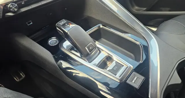 PEUGEOT 5008 1.5 BlueHDi GT Pack S&S EAT8