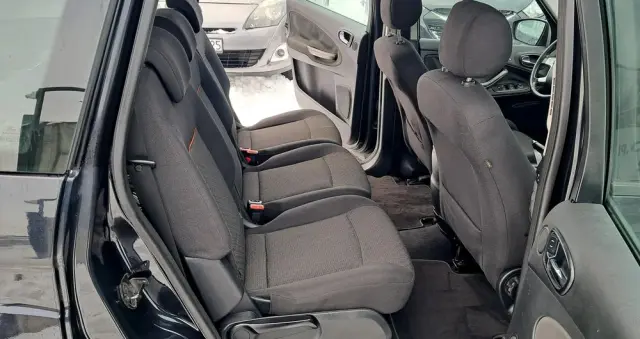 FORD S-Max 1.8 TDCi Ambiente