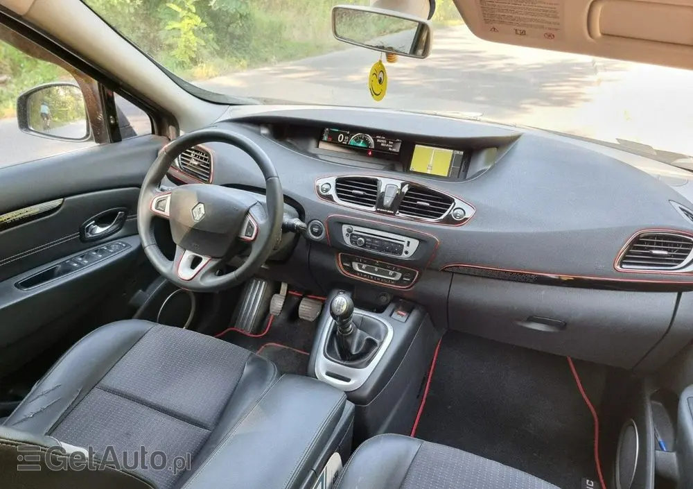 RENAULT Scenic 