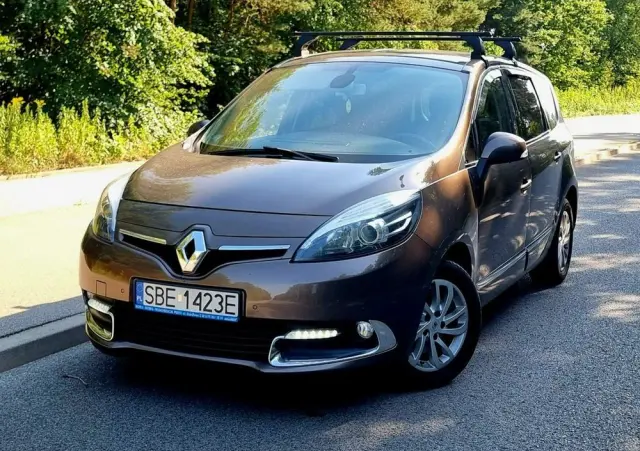 RENAULT Scenic 