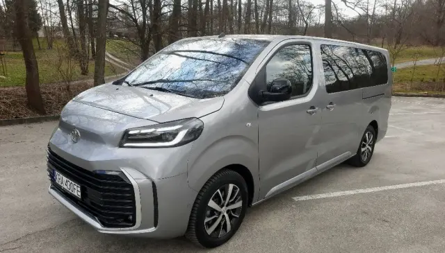 TOYOTA Proace Verso 2.0 D4-D Long VIP