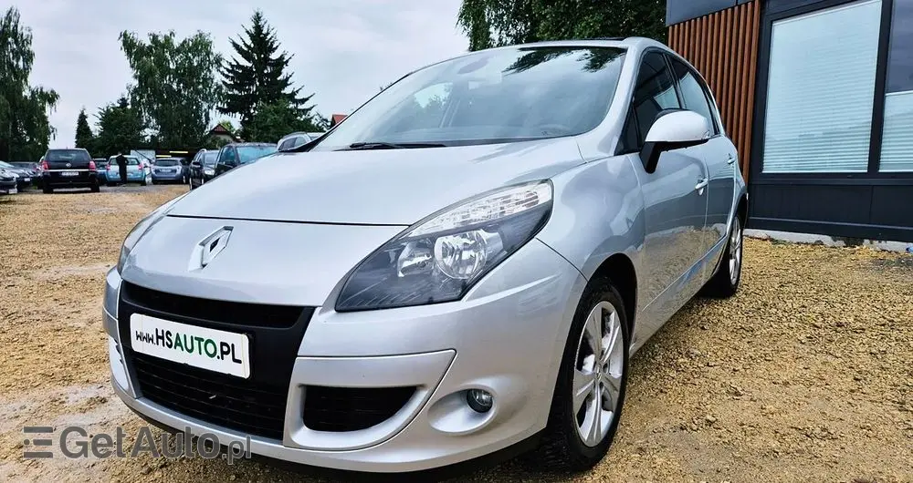 RENAULT Scenic 1.6 16V 110 Paris