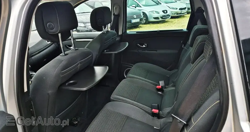 RENAULT Scenic 1.6 16V 110 Paris