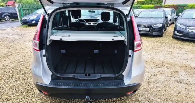 RENAULT Scenic 1.6 16V 110 Paris