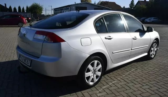 RENAULT Laguna 