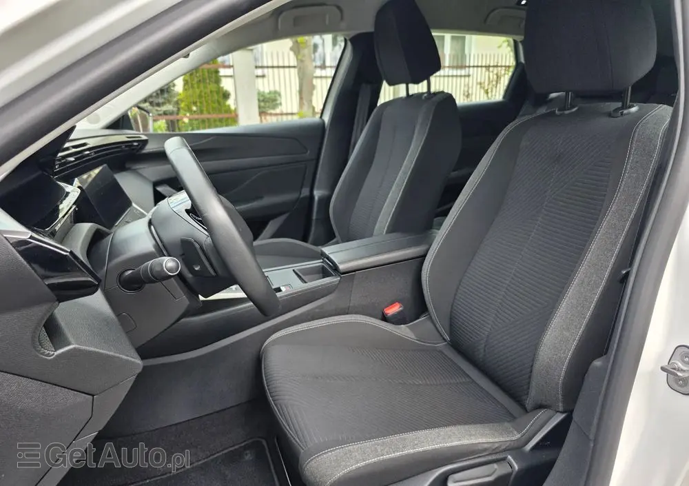 PEUGEOT 308 BlueHDi 130 EAT8 Active Pack