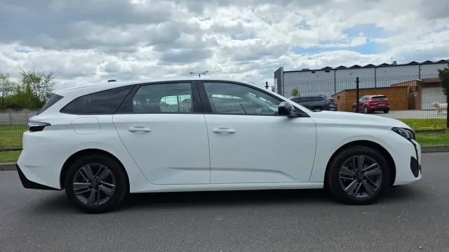 PEUGEOT 308 BlueHDi 130 EAT8 Active Pack