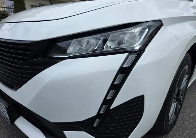 PEUGEOT 308 BlueHDi 130 EAT8 Active Pack