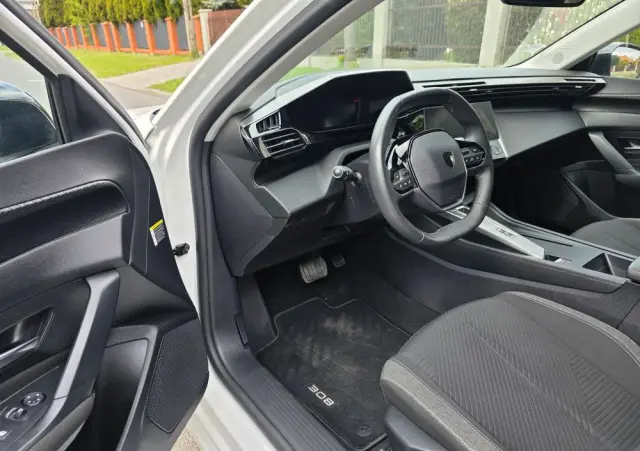 PEUGEOT 308 BlueHDi 130 EAT8 Active Pack