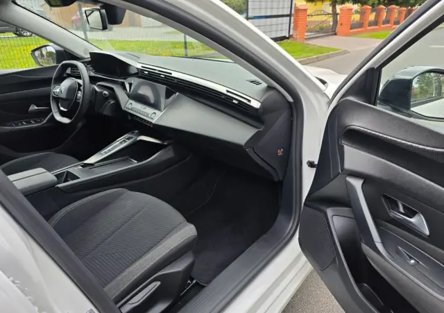 PEUGEOT 308 BlueHDi 130 EAT8 Active Pack