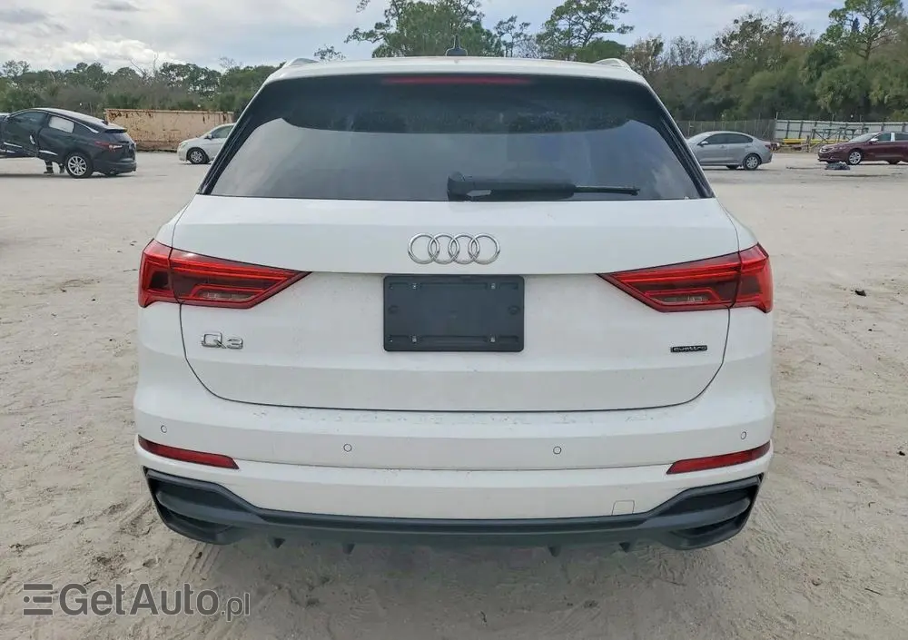 AUDI Q3 Ver-t5-awd-geartronic-rdesign