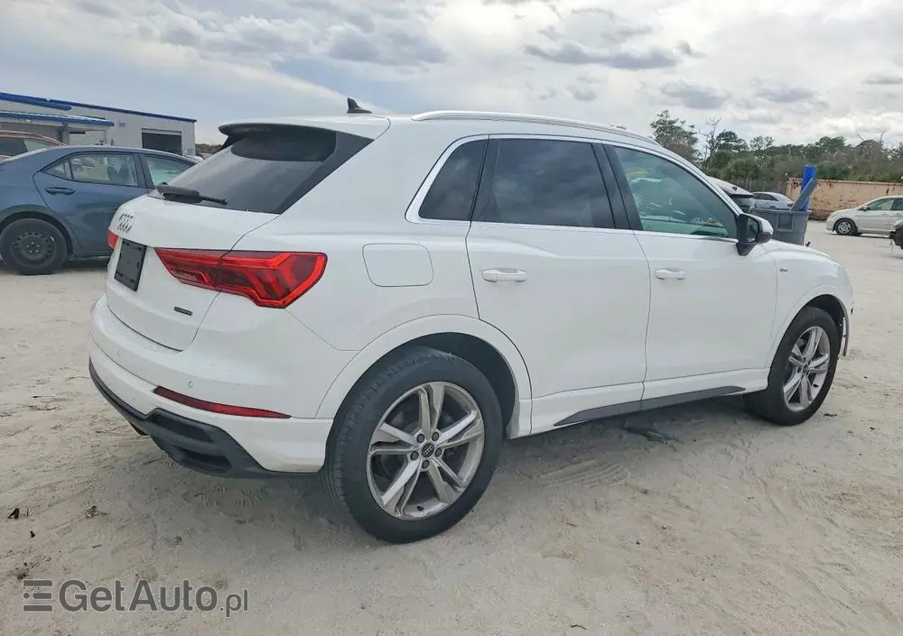 AUDI Q3 Ver-t5-awd-geartronic-rdesign