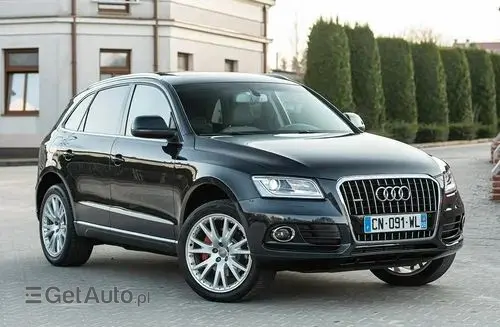 AUDI Q5 