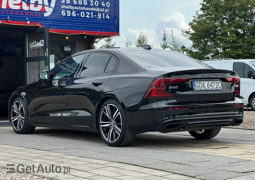 VOLVO S60 T4 R-Design