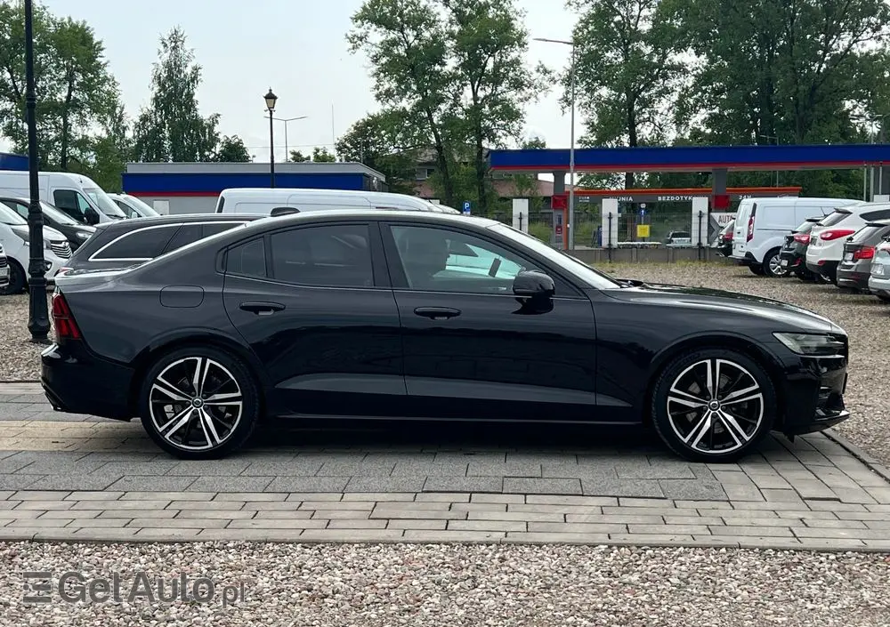 VOLVO S60 T4 R-Design