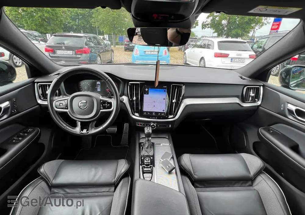 VOLVO S60 T4 R-Design