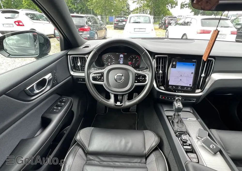 VOLVO S60 T4 R-Design