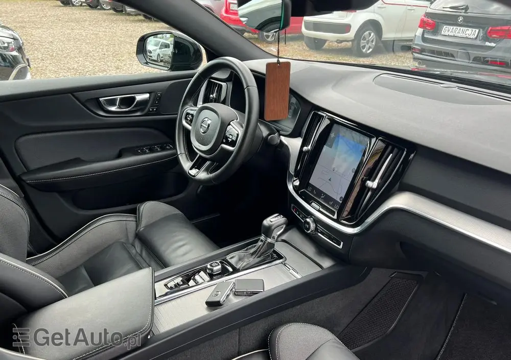 VOLVO S60 T4 R-Design