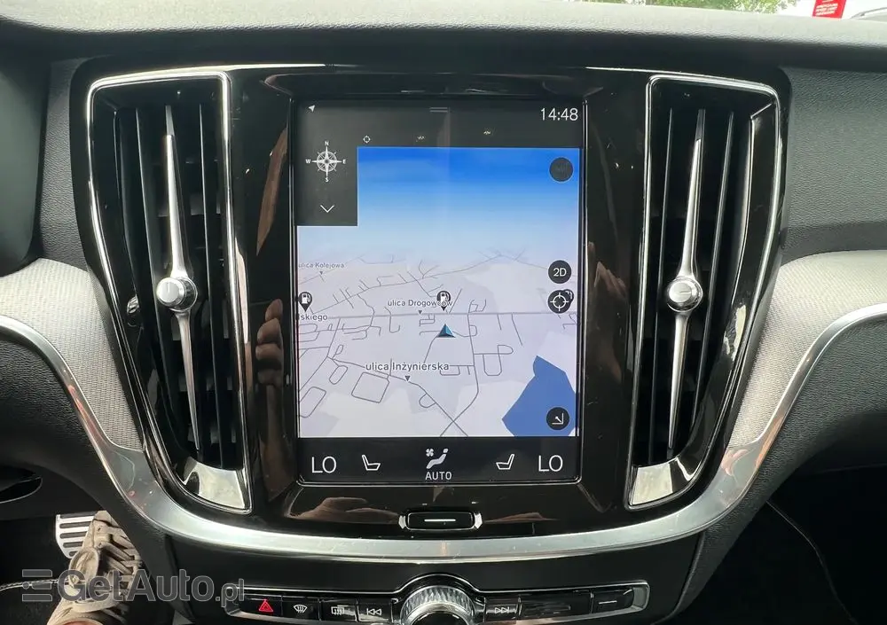 VOLVO S60 T4 R-Design