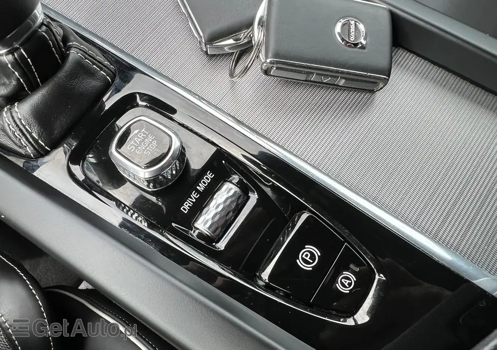 VOLVO S60 T4 R-Design