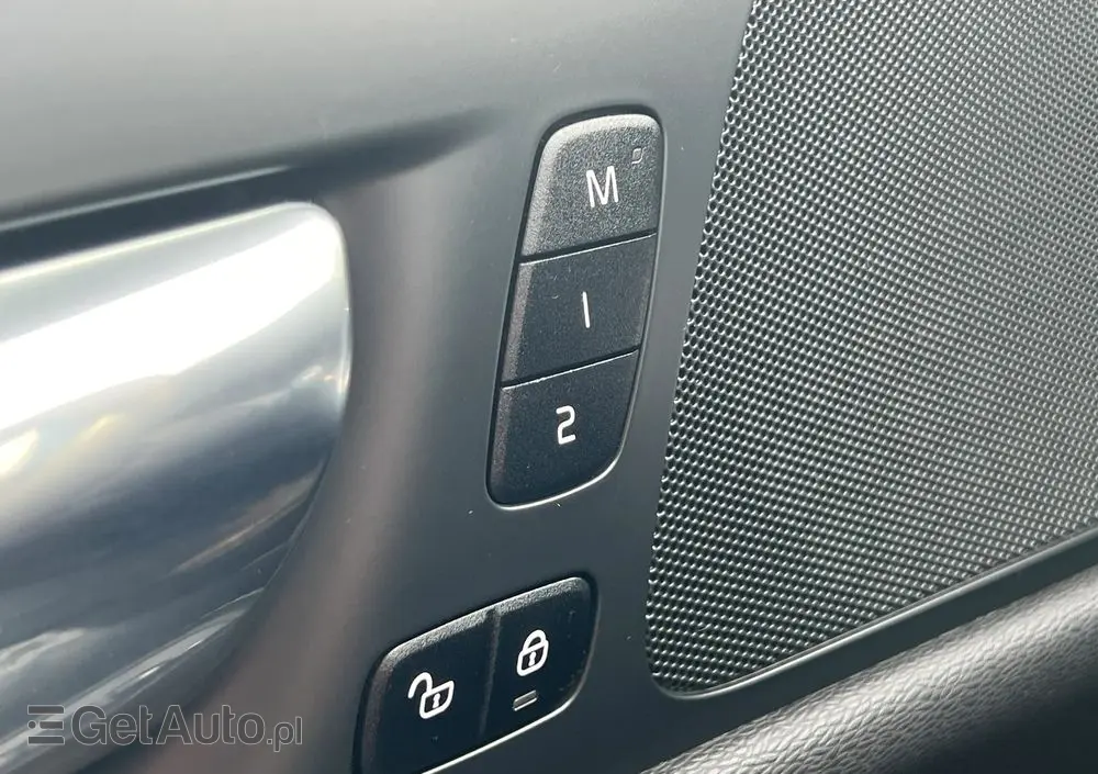 VOLVO S60 T4 R-Design