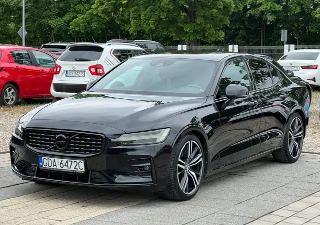 VOLVO S60 T4 R-Design