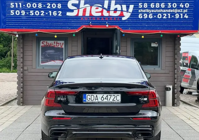 VOLVO S60 T4 R-Design