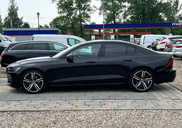 VOLVO S60 T4 R-Design