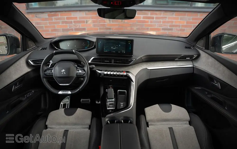 PEUGEOT 3008 1.6 PureTech Hybrid4 PHEV GT Pack S&S EAT8