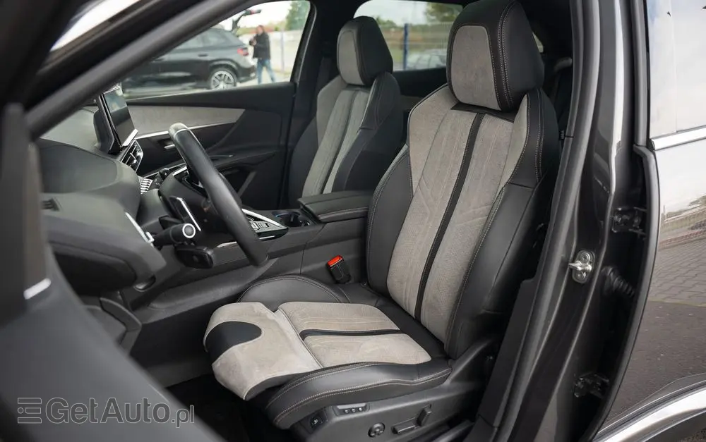 PEUGEOT 3008 1.6 PureTech Hybrid4 PHEV GT Pack S&S EAT8