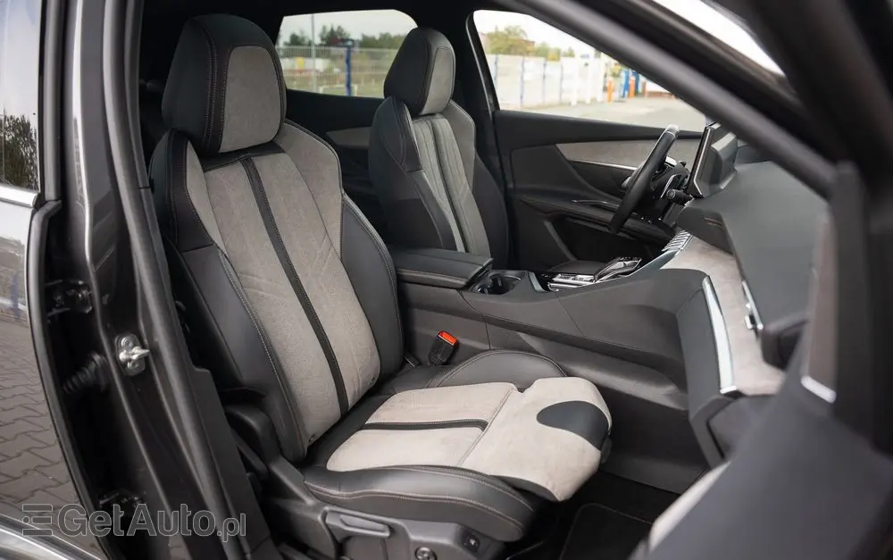 PEUGEOT 3008 1.6 PureTech Hybrid4 PHEV GT Pack S&S EAT8