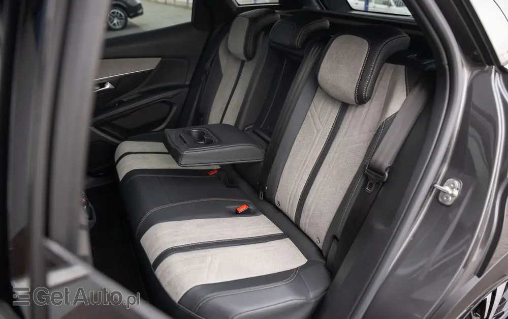 PEUGEOT 3008 1.6 PureTech Hybrid4 PHEV GT Pack S&S EAT8