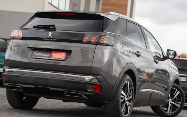 PEUGEOT 3008 1.6 PureTech Hybrid4 PHEV GT Pack S&S EAT8