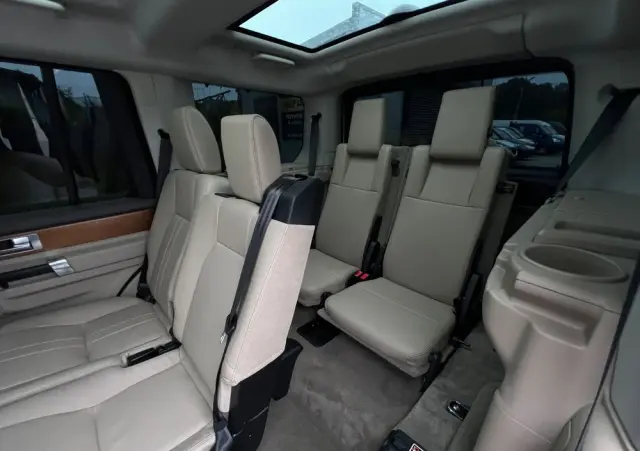 LAND ROVER Discovery IV 3.0 V6 SC HSE