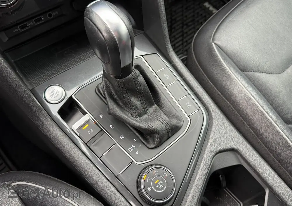 VOLKSWAGEN Tiguan 2.0 TSI 4Mot R-Line DSG