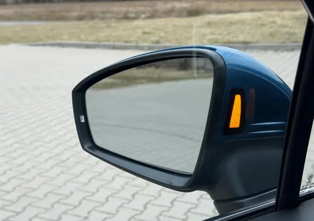 VOLKSWAGEN Tiguan 2.0 TSI 4Mot R-Line DSG