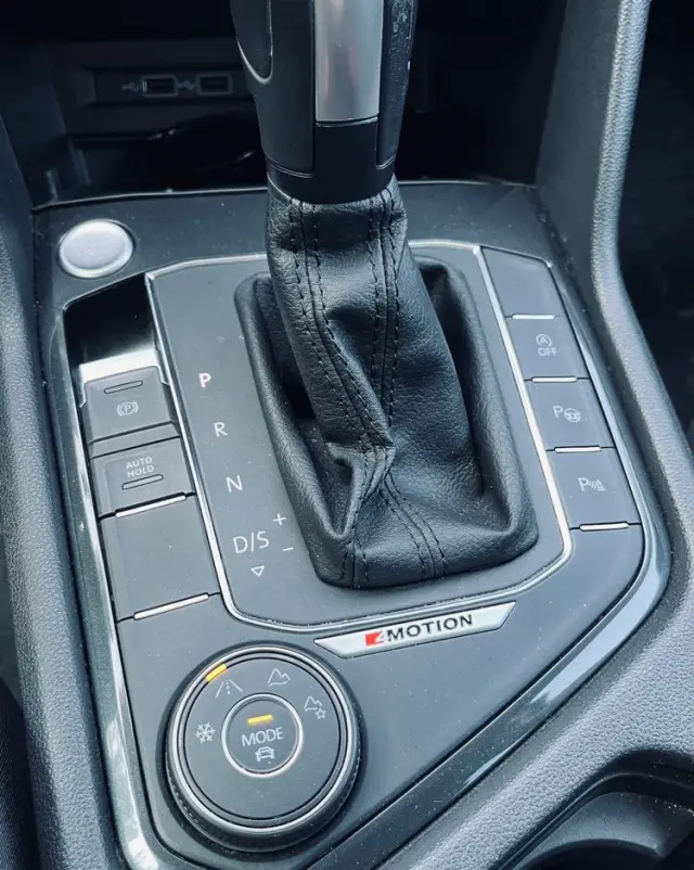 VOLKSWAGEN Tiguan 2.0 TSI 4Mot Highline DSG