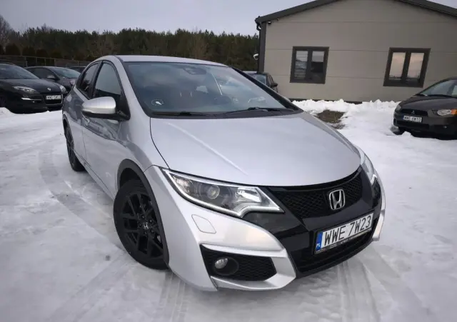 HONDA Civic 1.8 i-VTEC Sport